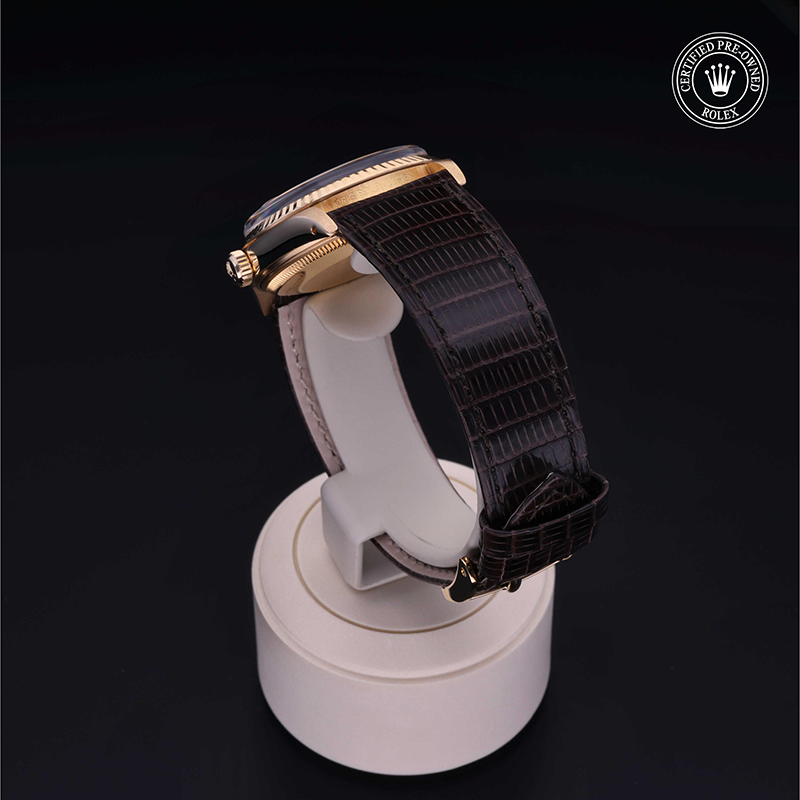 Rolex Certified Pre-Owned: Oyster Perpetual  Date 34, 34 mm, in Oro 18 CT.G, 1988, 15038 | Severi Gioielli